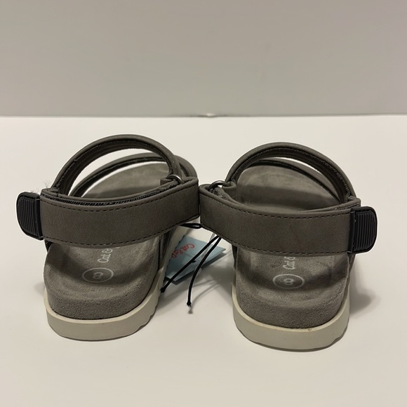 Toddler Boy’s Gray Strap Hook & Loop Closure Footbed Sandals - Picture 6 of 8
